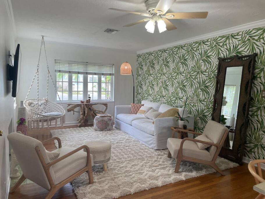 Hot Tub, Tiki Bar, Outdoor Shower, Near Intercoastal Waterway! West Palm Beach Exterior photo