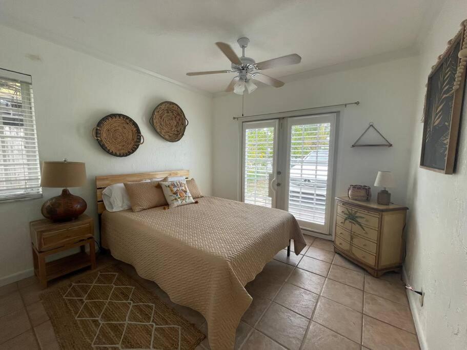 Hot Tub, Tiki Bar, Outdoor Shower, Near Intercoastal Waterway! West Palm Beach Exterior photo